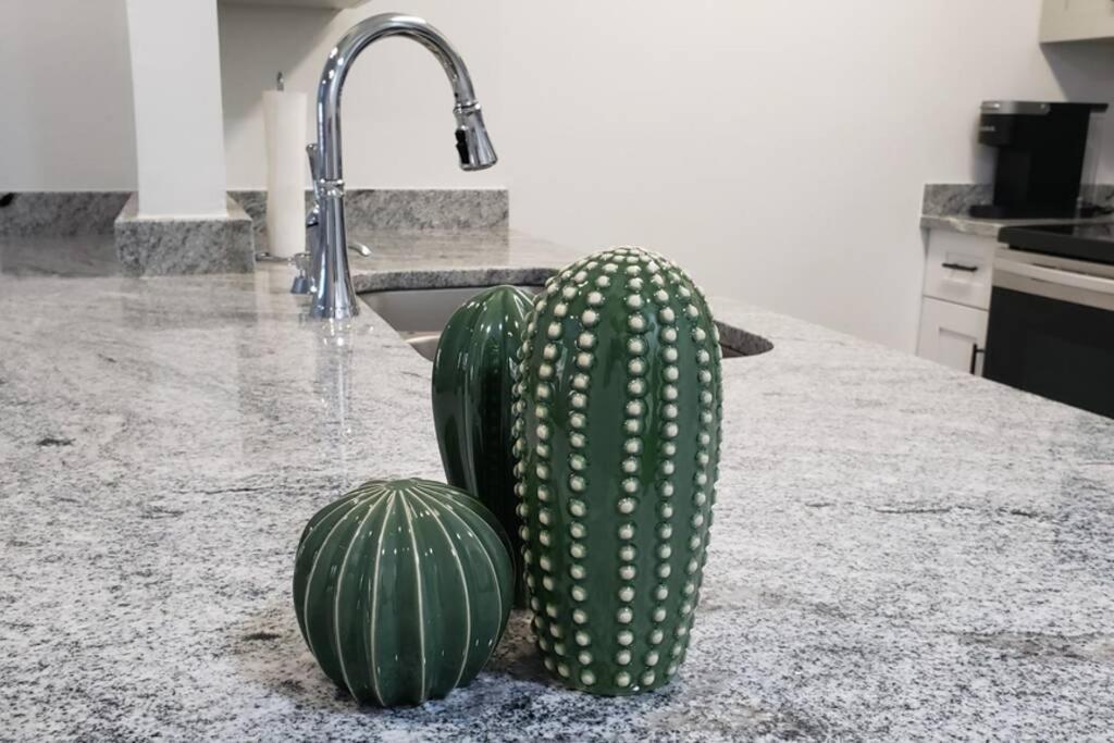 Discover Luxury Condo Steps Away From Celebration Pointe And I-75! Gainesville Exteriör bild