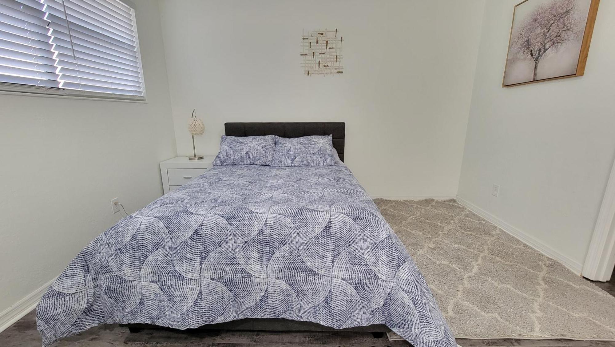 Discover Luxury Condo Steps Away From Celebration Pointe And I-75! Gainesville Exteriör bild