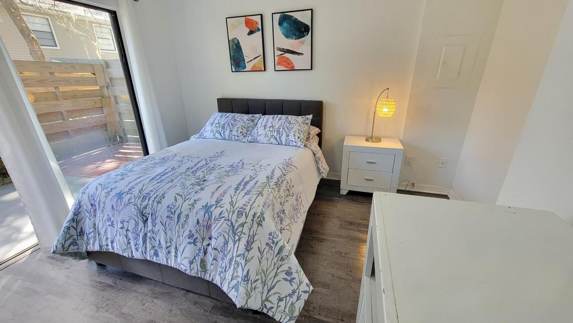 Discover Luxury Condo Steps Away From Celebration Pointe And I-75! Gainesville Exteriör bild